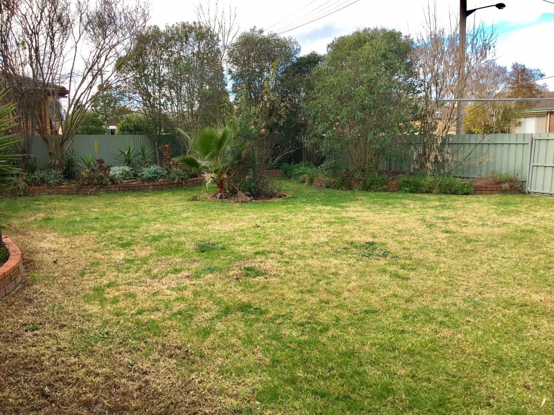 520 Mutsch Street, Lavington NSW 2641