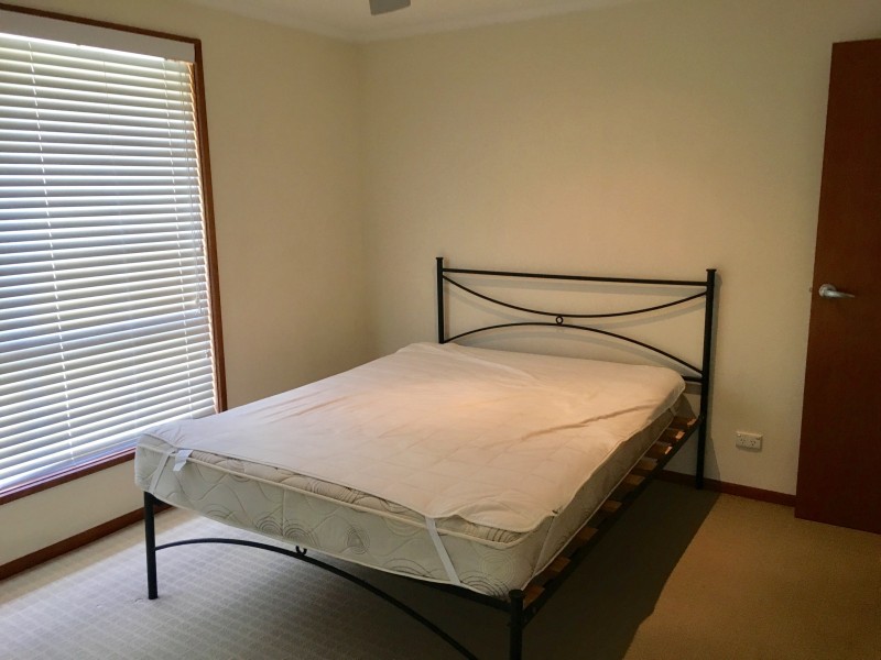 1/359 Wilson Street, East Albury NSW 2640