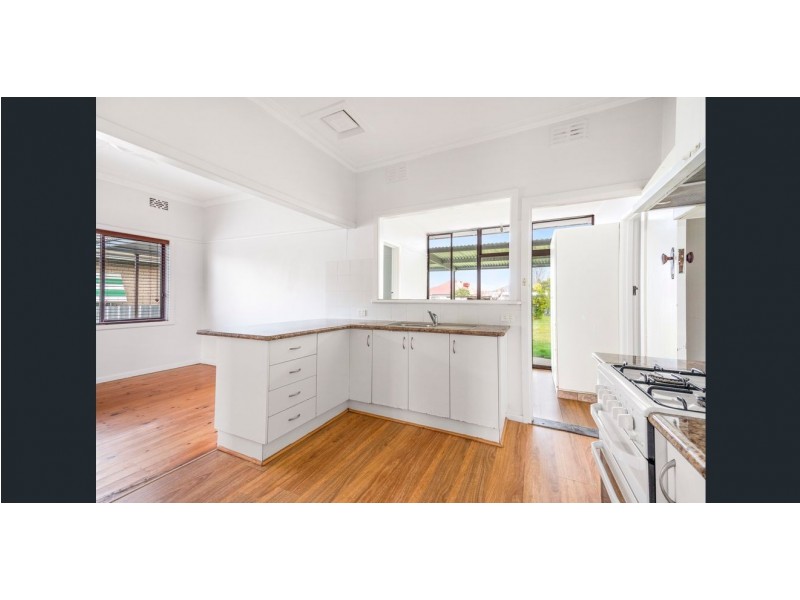 379 Kokoda Street, North Albury NSW 2640