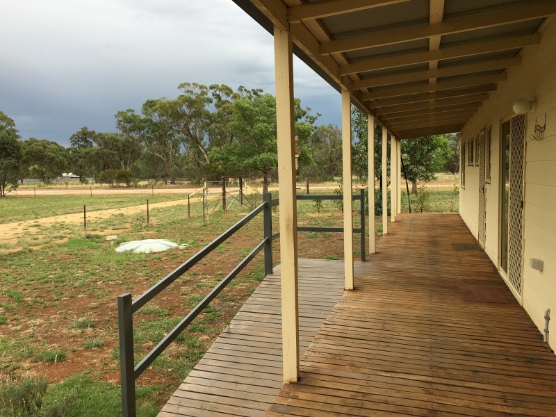 6-8 Namoi Street, Boree Creek NSW 2652