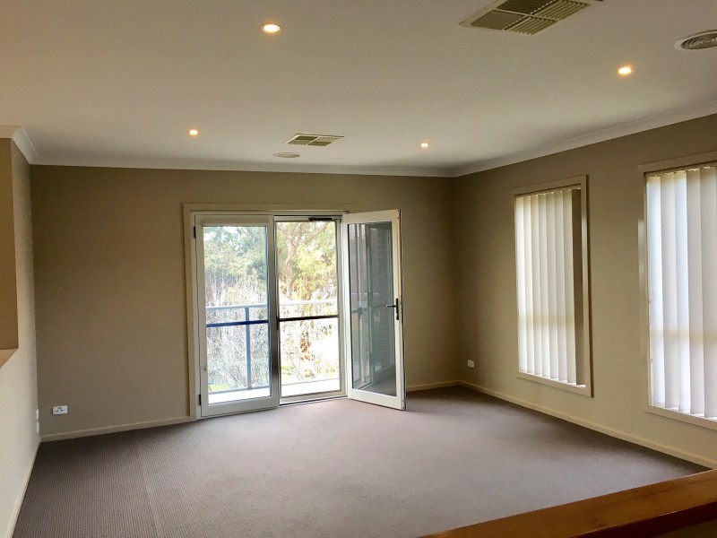 2 Billson Place, Albury NSW 2640