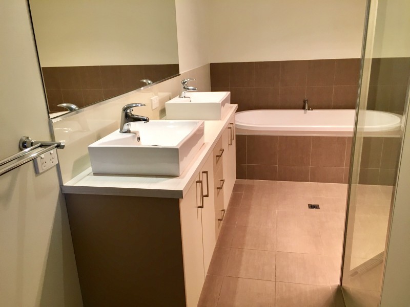 2 Billson Place, Albury NSW 2640