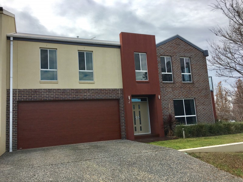 2 Billson Place, Albury NSW 2640