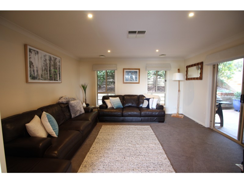 43 Sunrise Terrace, East Albury NSW 2640