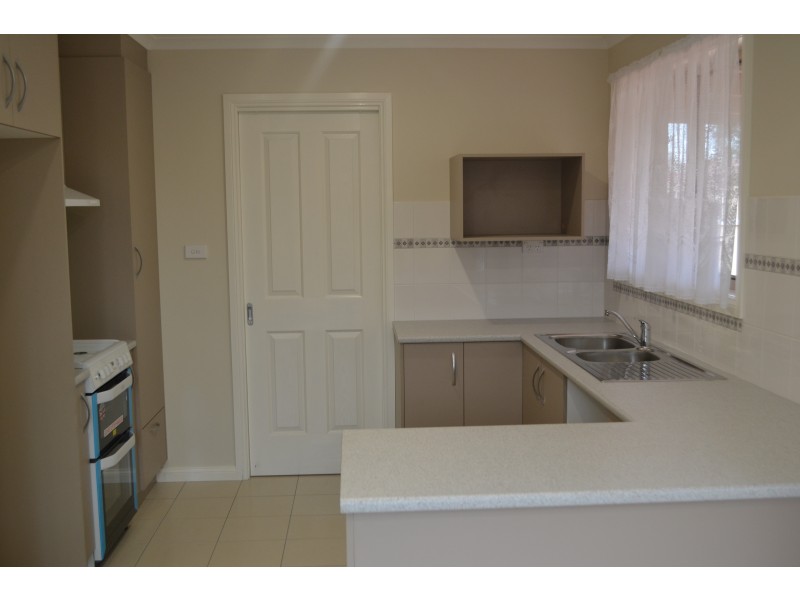 4/7 Leighton Court, Wodonga VIC 3690