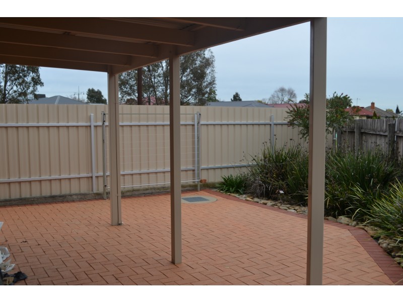 4/7 Leighton Court, Wodonga VIC 3690