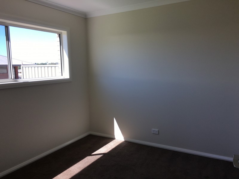 100 Greta Drive, Lavington NSW 2641