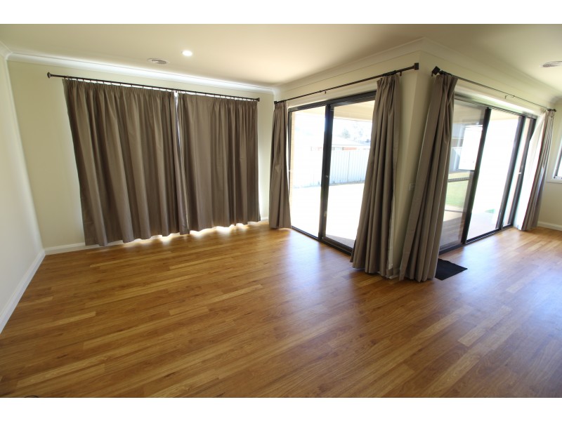 9 Muster Court, Thurgoona NSW 2640