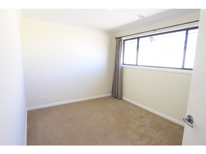 9 Muster Court, Thurgoona NSW 2640