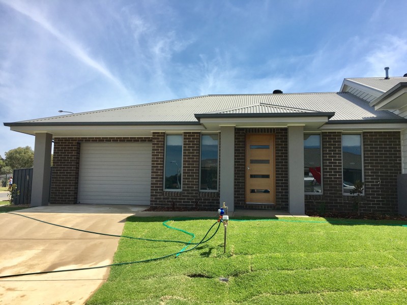 42A Strauss Street, Springdale Heights NSW 2641