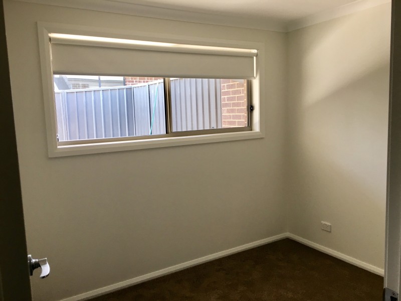 42A Strauss Street, Springdale Heights NSW 2641