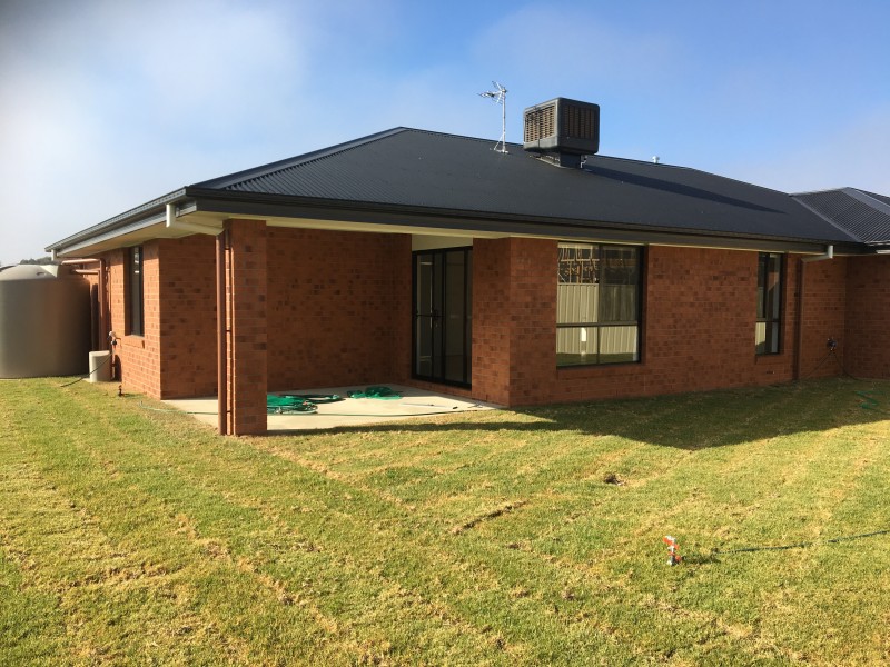 16 Lea Court, Lavington NSW 2641