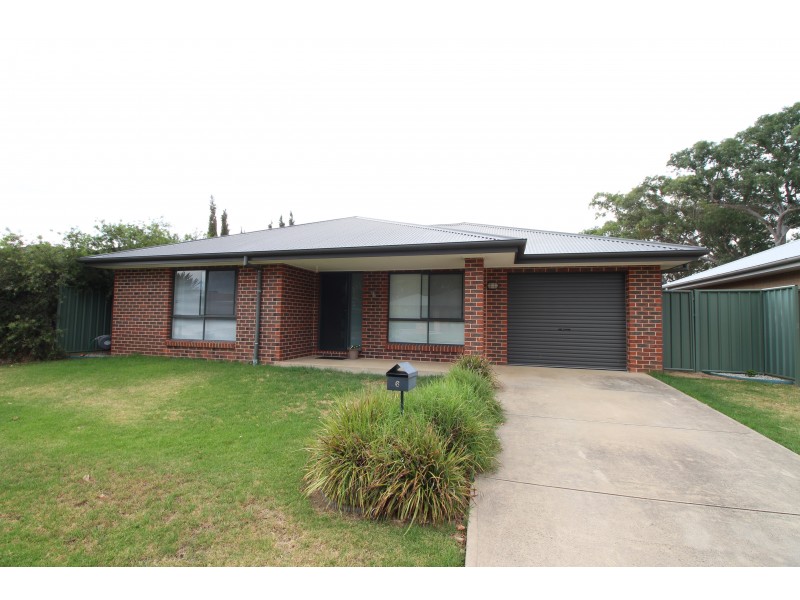 6 Redgum Court, East Albury NSW 2640