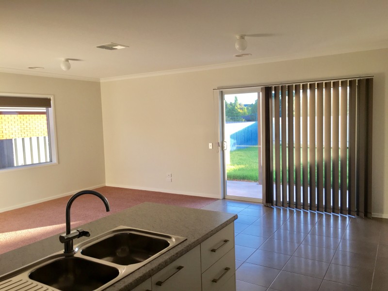 459 Urana Road, Lavington NSW 2641