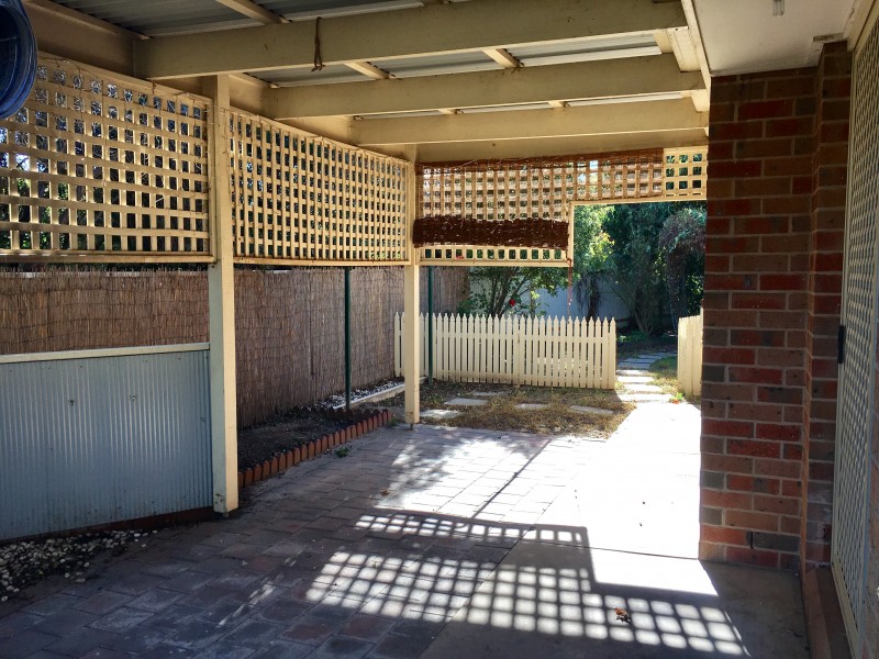 2/19 Saville Avenue, Lavington NSW 2641