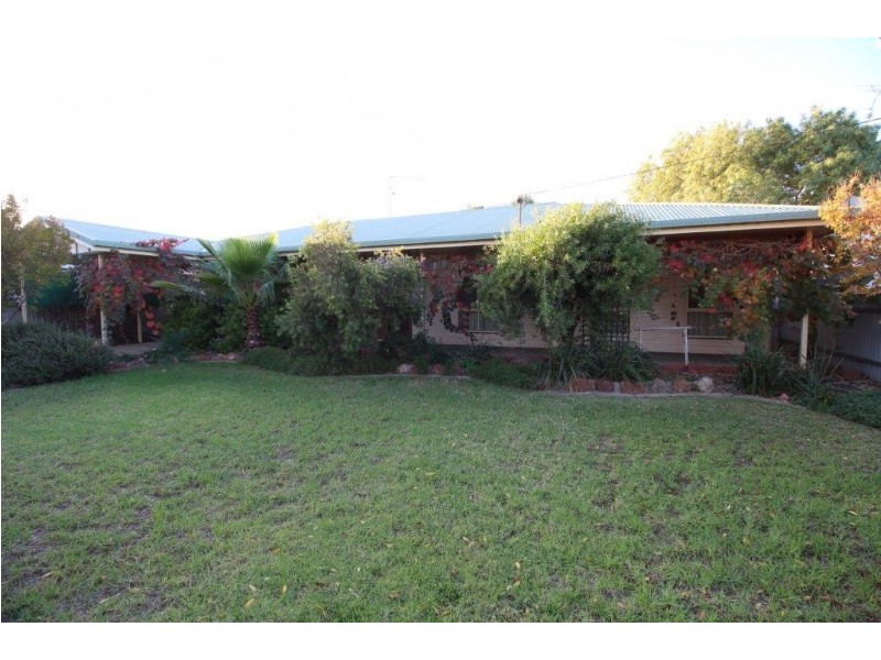 23 Galore Street, Lockhart NSW 2656