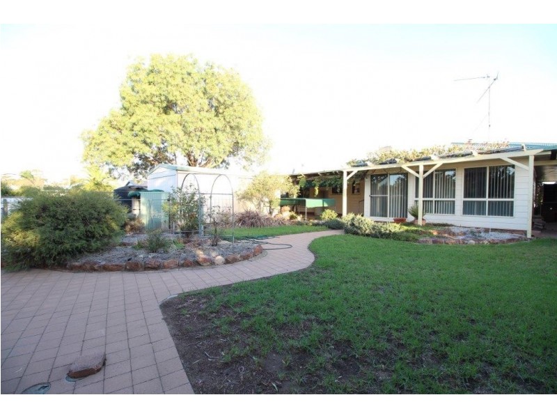 23 Galore Street, Lockhart NSW 2656