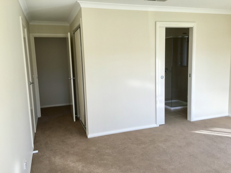 16 McDougall Grove, Wodonga VIC 3690
