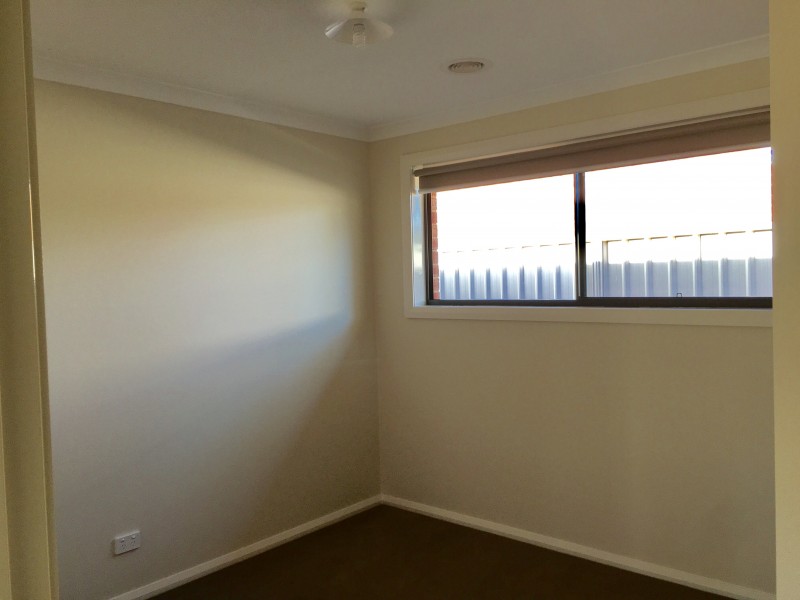 16 McDougall Grove, Wodonga VIC 3690