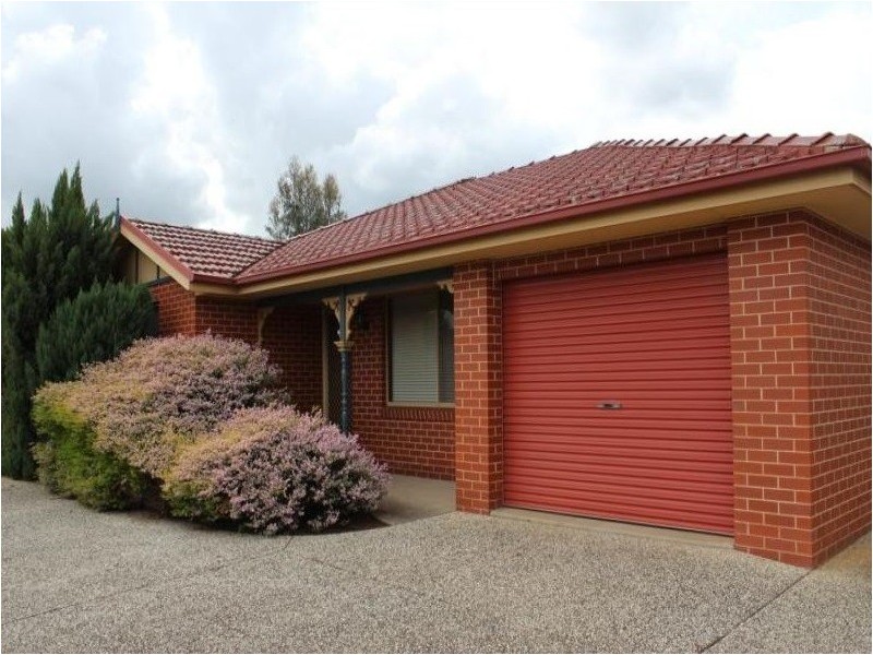 6/16 Keatinge Court, Lavington NSW 2641