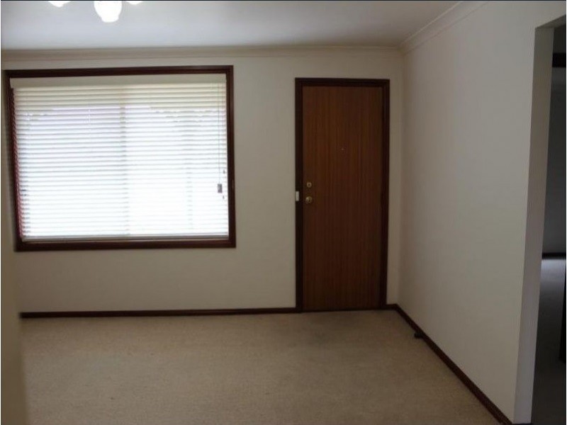 6/16 Keatinge Court, Lavington NSW 2641