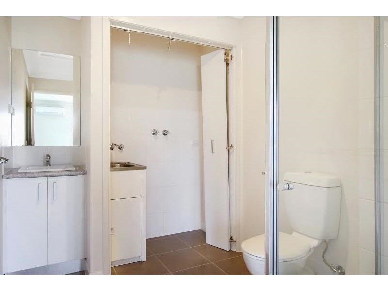 581B Chant Street, Lavington NSW 2641