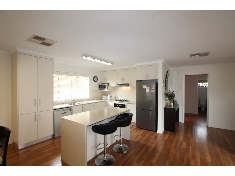 2/2 Rosanna Court, Wodonga VIC 3690