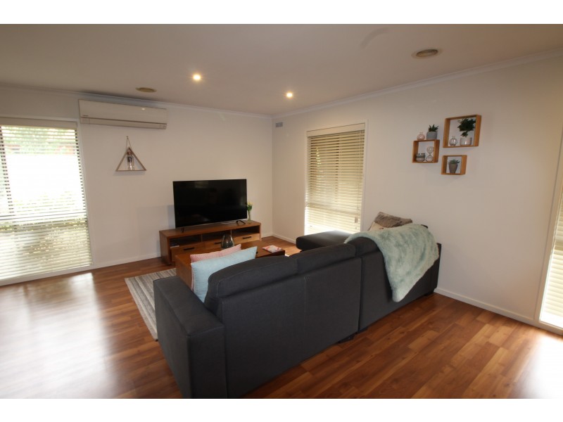 2/2 Rosanna Court, Wodonga VIC 3690