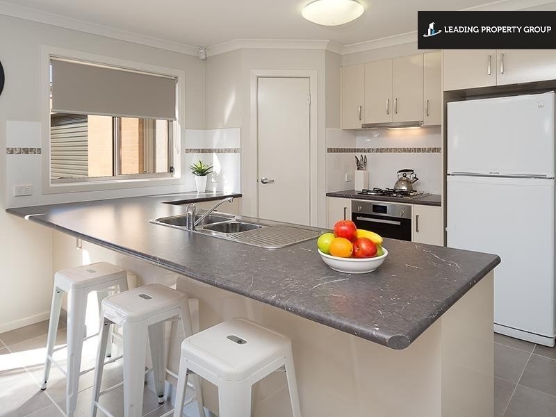 476 Douglas Rd, Lavington NSW 2641