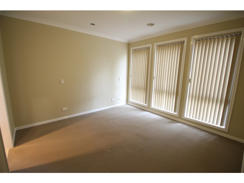 5 Prestwick Place, West Wodonga VIC 3690