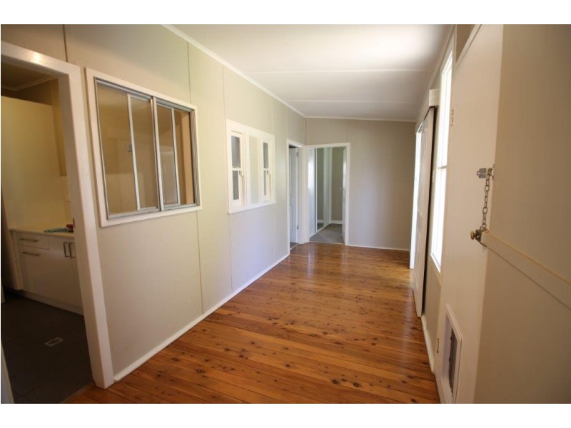 63 Urana Street, Lockhart NSW 2656