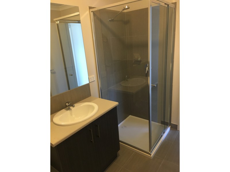 1/30 Hanrahan Street, Hamilton Valley NSW 2641