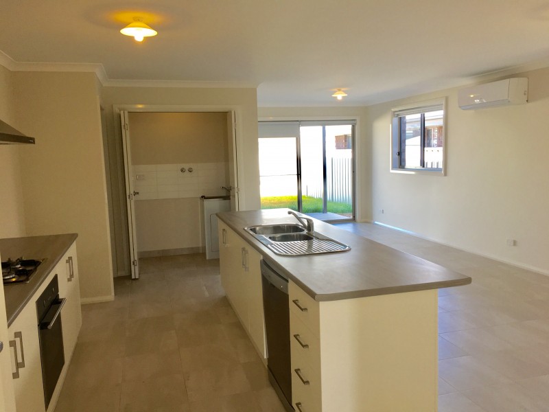 5/110 Greta Drive, Hamilton Valley NSW 2641