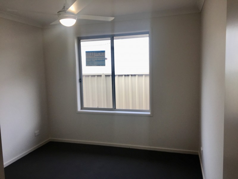 13 Royce Crescent, Lavington NSW 2641