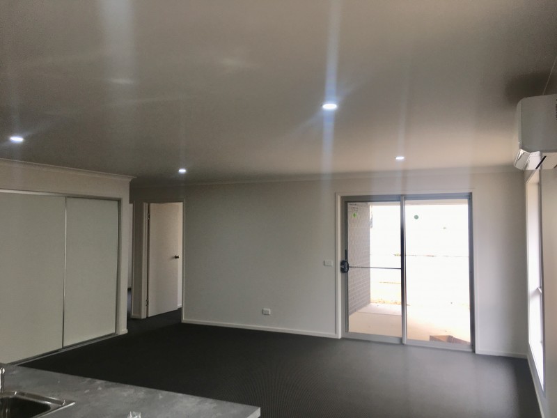 13 Royce Crescent, Lavington NSW 2641