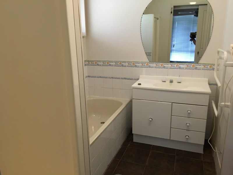 113 Kennedy Street, Howlong NSW 2643