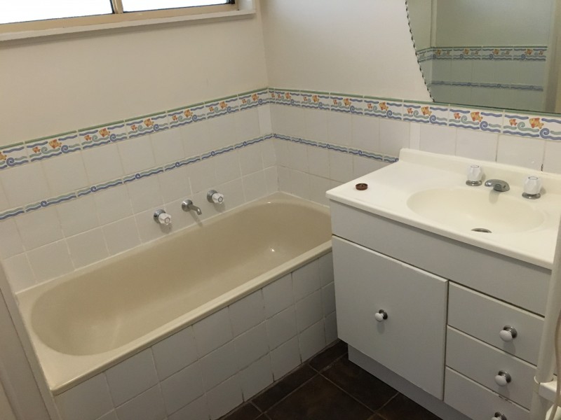 113 Kennedy Street, Howlong NSW 2643