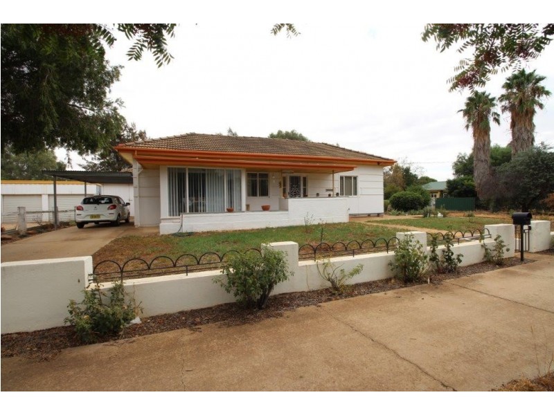 51 Urana Street, Lockhart NSW 2656