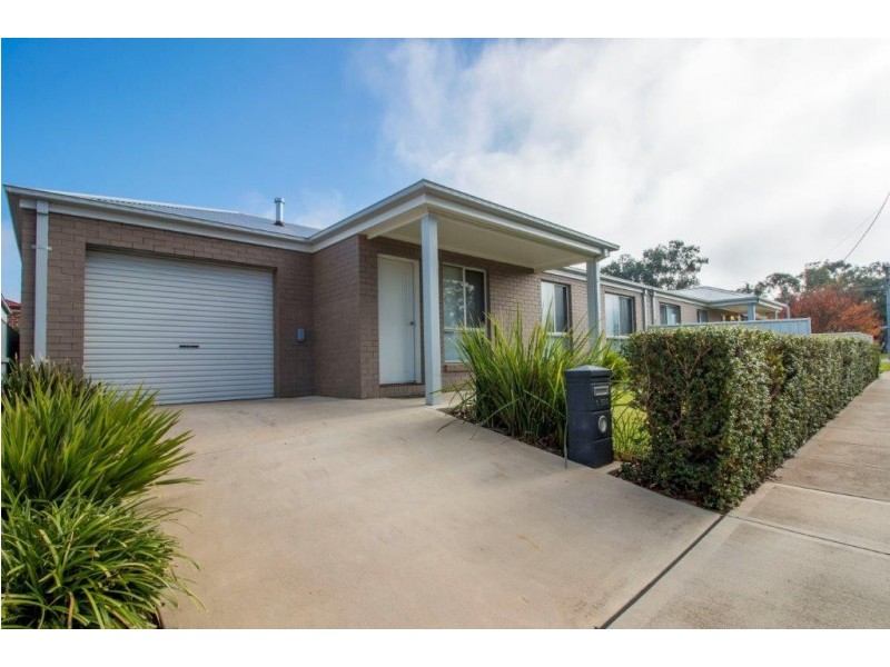 1/595 Kemp Street, Lavington NSW 2641
