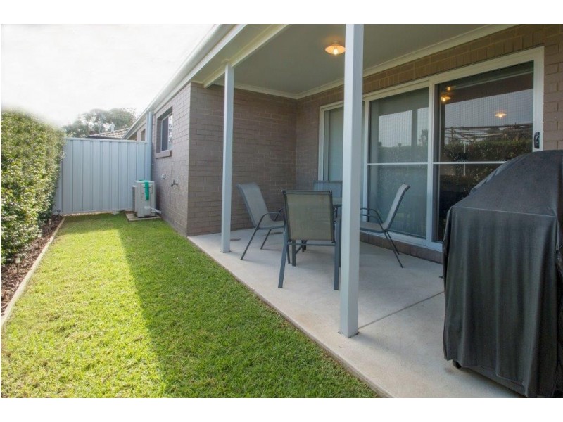 1/595 Kemp Street, Lavington NSW 2641
