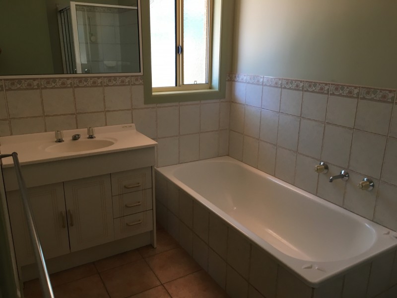 2a Lightwood Drive, Wodonga VIC 3690