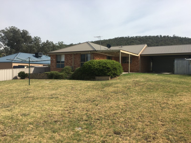 7 Banksia Street, West Albury NSW 2640