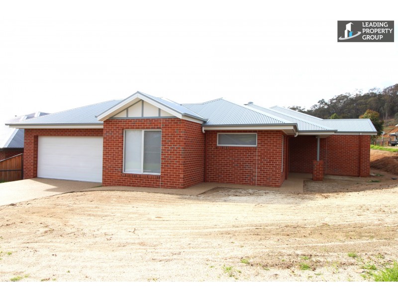 11 Lexington Place, Lavington NSW 2641