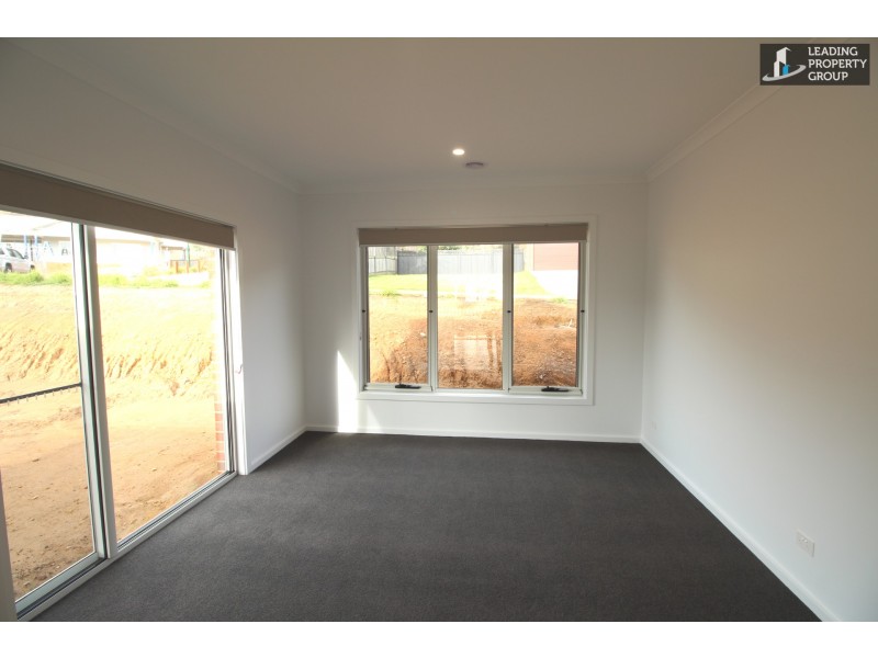 11 Lexington Place, Lavington NSW 2641