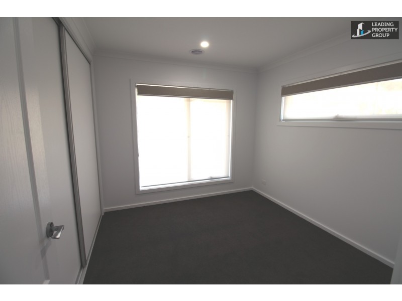 11 Lexington Place, Lavington NSW 2641