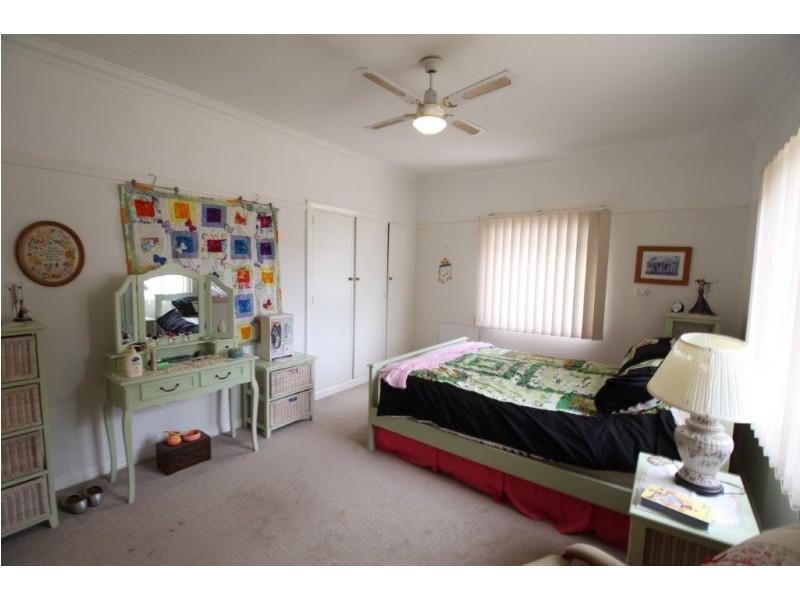 51 Urana Street, Lockhart NSW 2656