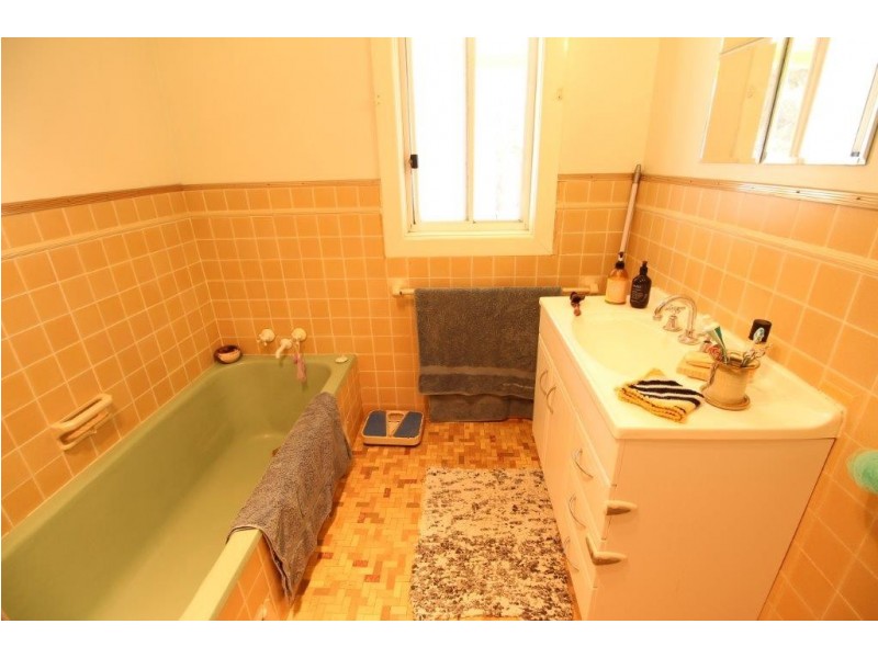 51 Urana Street, Lockhart NSW 2656