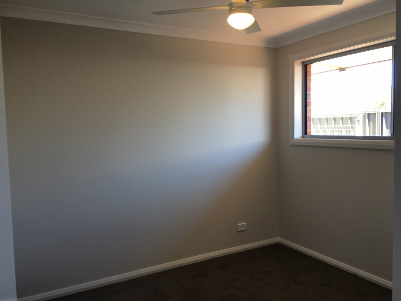 2/30 Hanrahan Street, Hamilton Valley NSW 2641