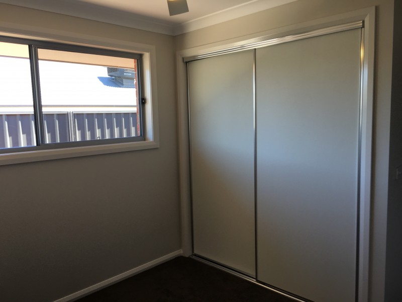 2/30 Hanrahan Street, Hamilton Valley NSW 2641