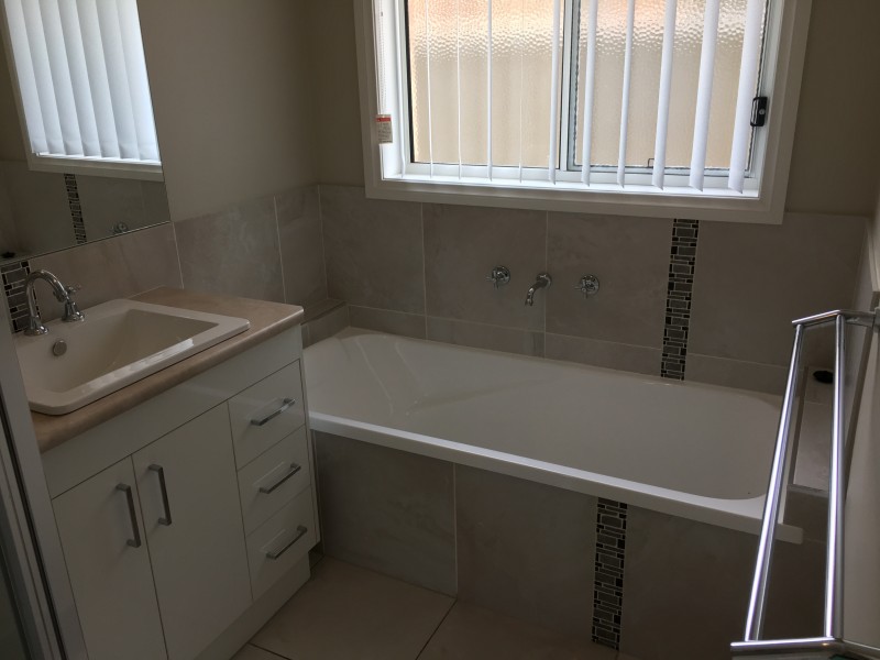 81 Cambridge Drive, Thurgoona NSW 2640